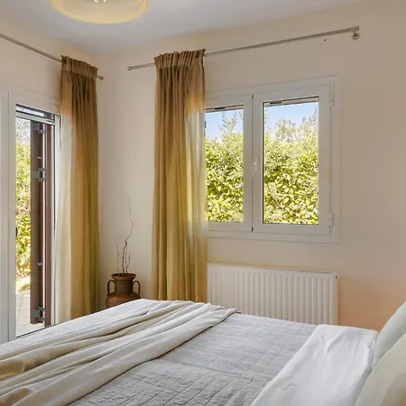 Dina By Vintage Travel فيلة Kaligata